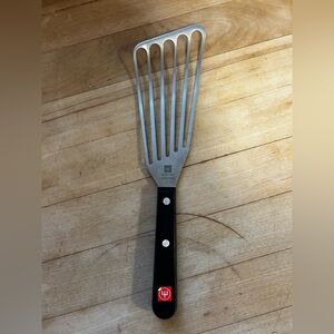 Wusthof Silver Slotted fish Spatula with Black Handle 6.5”